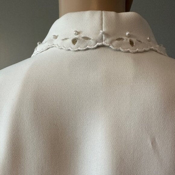 TAHARI CREAM 2PC SKIRT SUIT - Picture 7 of 8